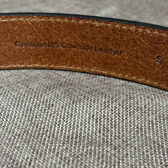 Carhartt Women's Signature Genuine Cowhide Casual Belt Size S - Picture 10 of 12